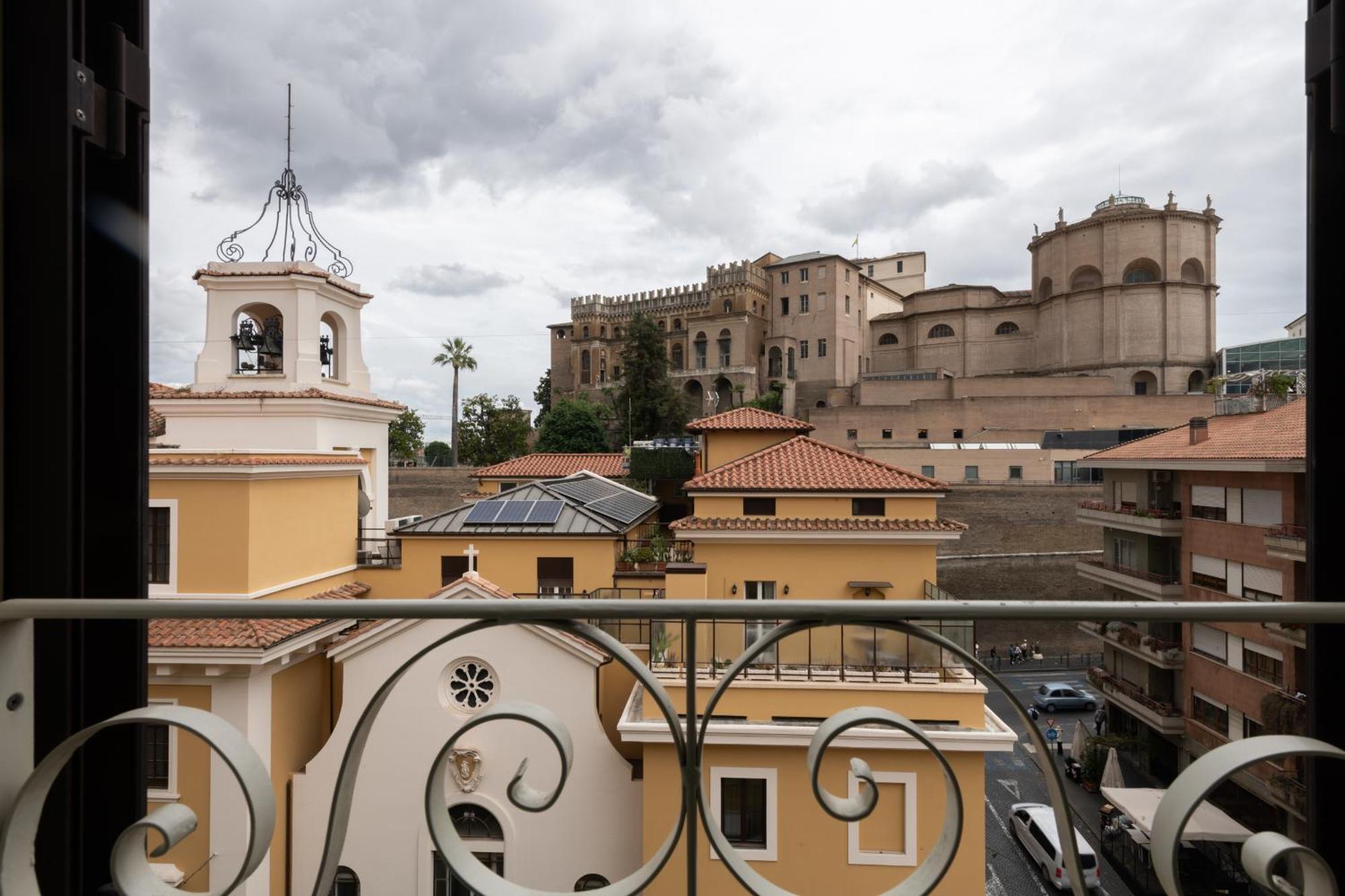 Sistine Chapel View Rooms Check-In From 3 Pm To 10 Pm Eksteriør billede